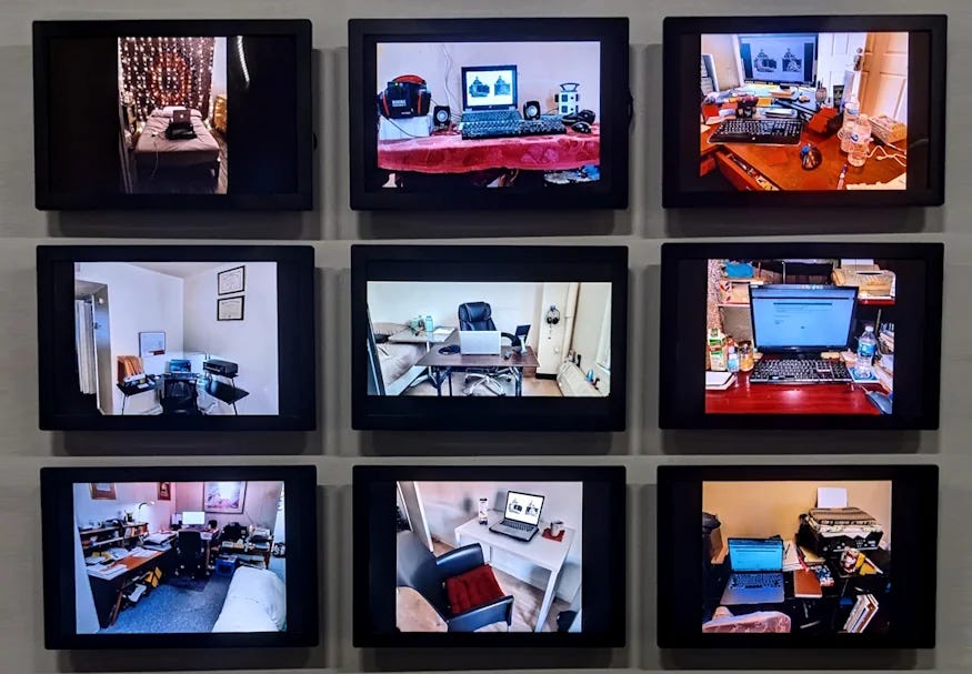Dans l’exposition «Capital Image», 9 écrans de la série 'Meta Office: Behind the Screens of Amazon Mechanical Turks'